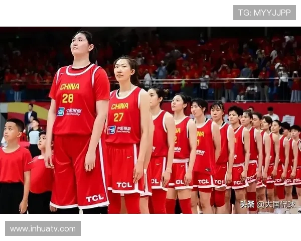 WNBA球员对姚明的崇拜与敬仰展现了中国篮球的魅力与影响力 WNBA球员对姚明的崇拜与敬仰展现了中国篮球的魅力与影响力